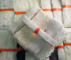 Broderie Anglaise Bundles, 50 hanks