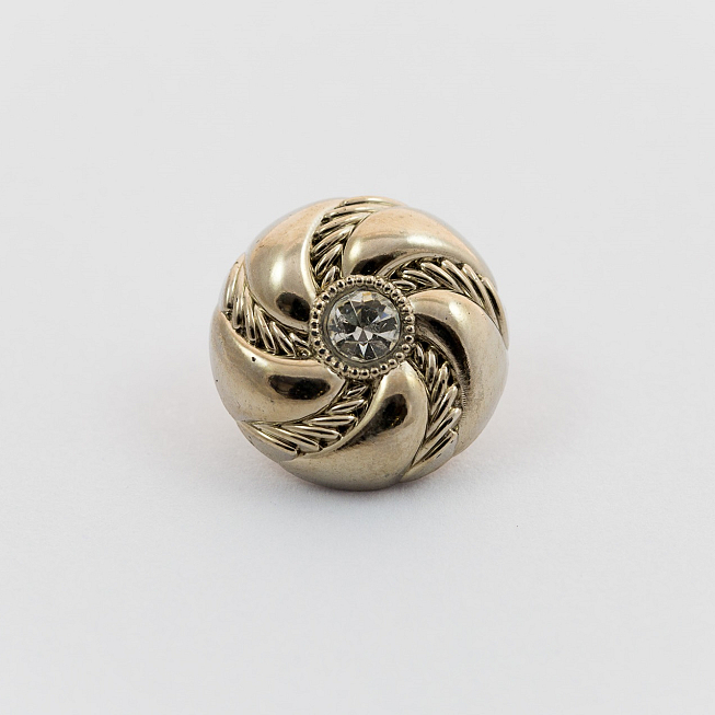 36L Silver Swirl Diamante Button