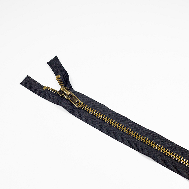 No.10 Antique Brass Open End Zip (30