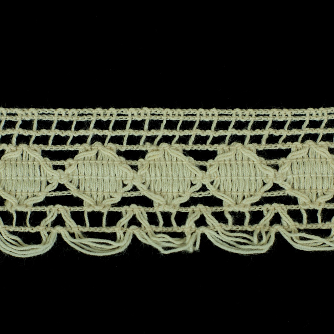 Scalloped Ecru Cotton Lace, 25m