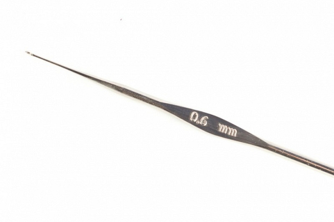 Assorted Crochet Hooks 0.6mm to 1.75mm