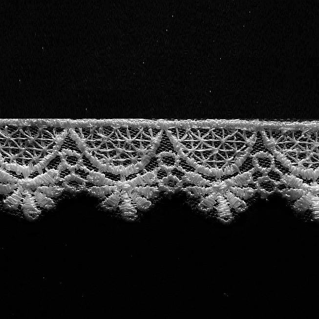 25mm White Scalloped Guipure Lace, 27.4m