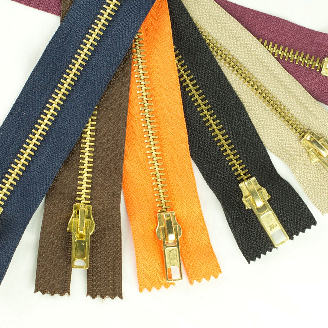 No.5 Brass Jean Zips, 10 Zips